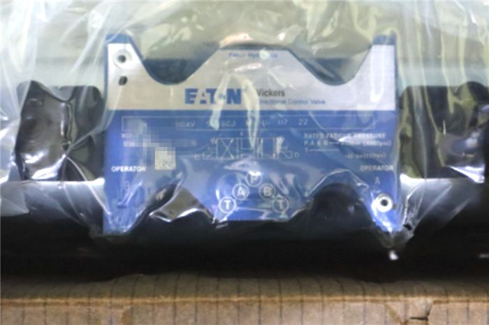 Модуль VICKERS DG4V-3-0B-M-U-D6-60 solenoid valve