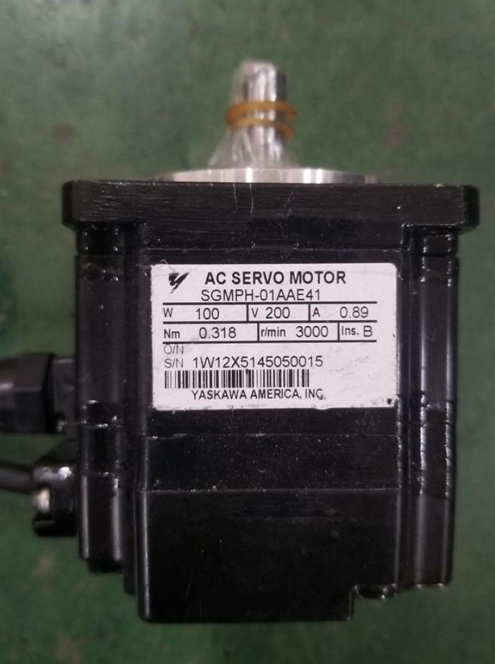 Модуль YASKAWA AC SERVO MOTOR SGMPH-01AAE41 ORIGINAL
