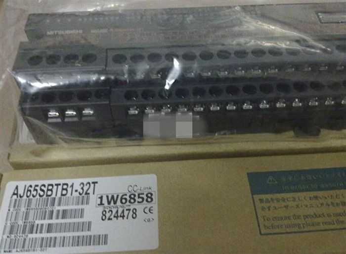 Модуль Mitsubishi AJ65BTB1-32T PLC module