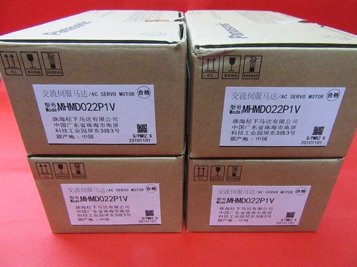 Модуль PANASONIC AC SERVO MOTOR MHMD022P1V ORIGINAL