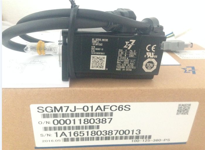 Модуль YASKAWA AC SERVO MOTOR SGM7J-01AFC6S SGM7J01AFC6S