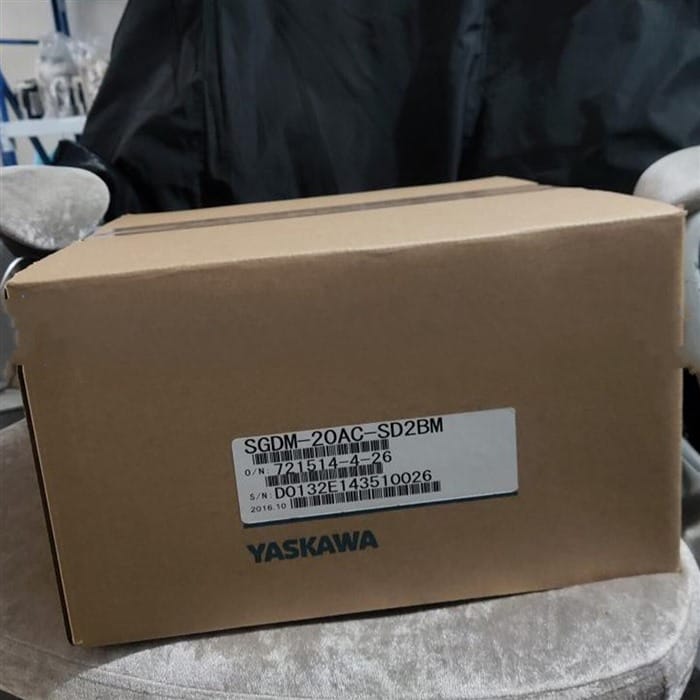 Модуль Yaskawa SGDM-20AC-SD2BM