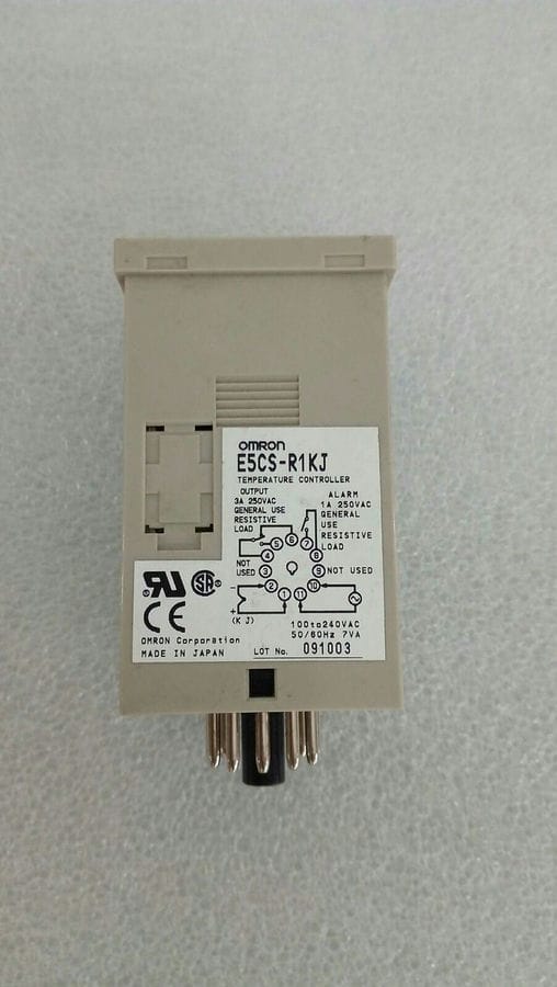 Модуль Omron E5CS-R1KJ