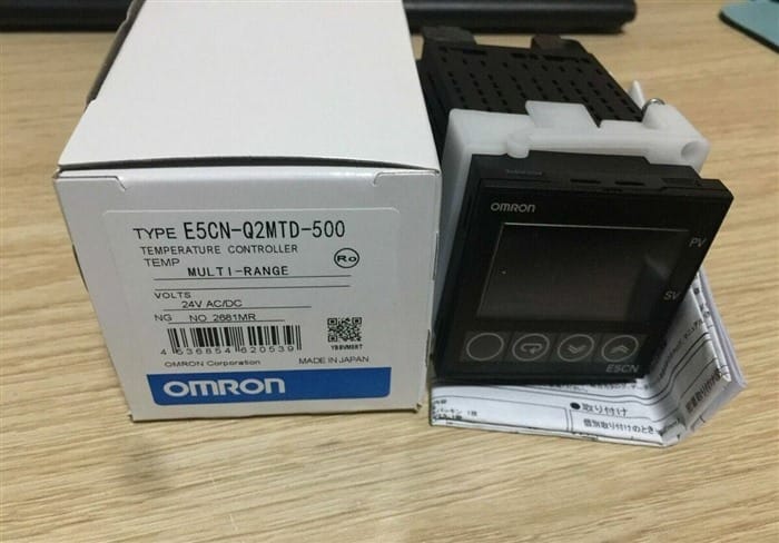 Модуль Omron E5CN-Q2MTD-500