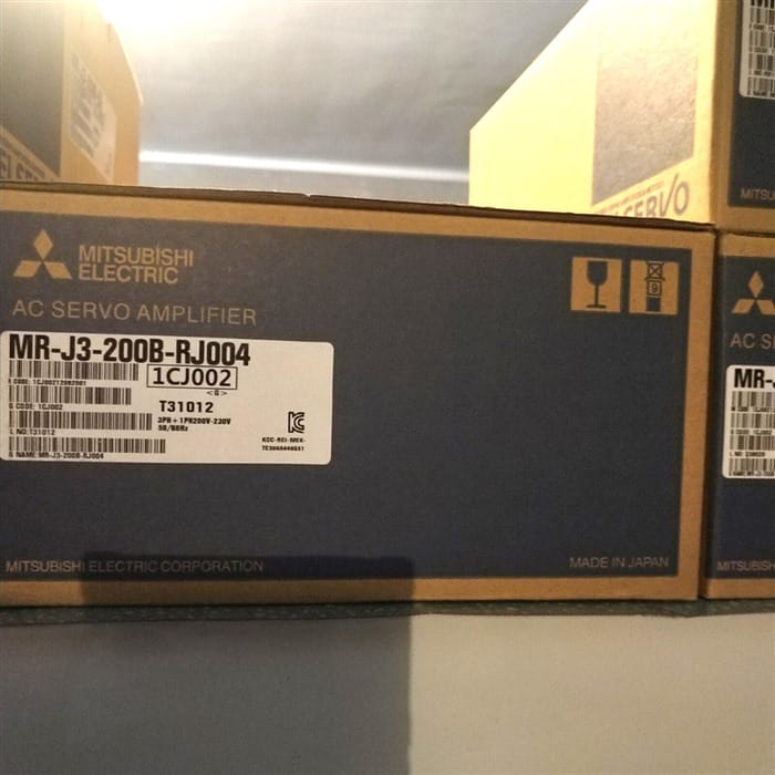 Модуль Mitsubishi Electric MR-J3-200B-RJ004