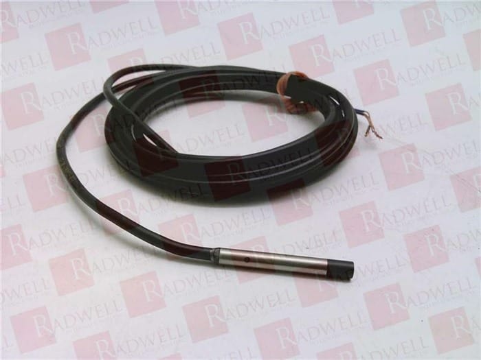 Модуль Omron E2E-C04N02-WC-B1