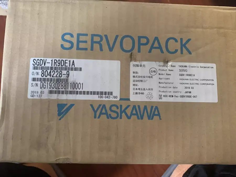 Модуль Yaskawa SGDV-1R9DE1A