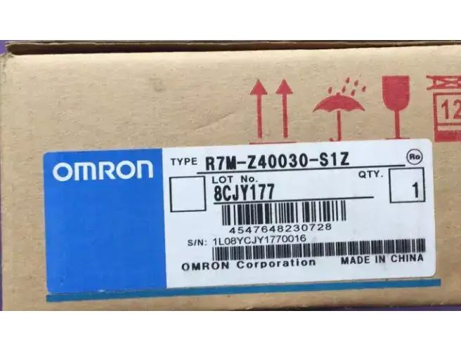 Модуль Omron R7M-Z40030-S1Z