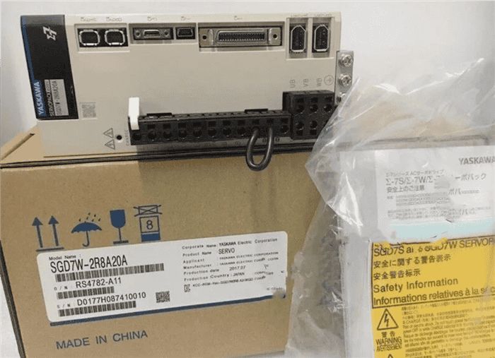 Модуль Yaskawa SGD7W-2R8A20A