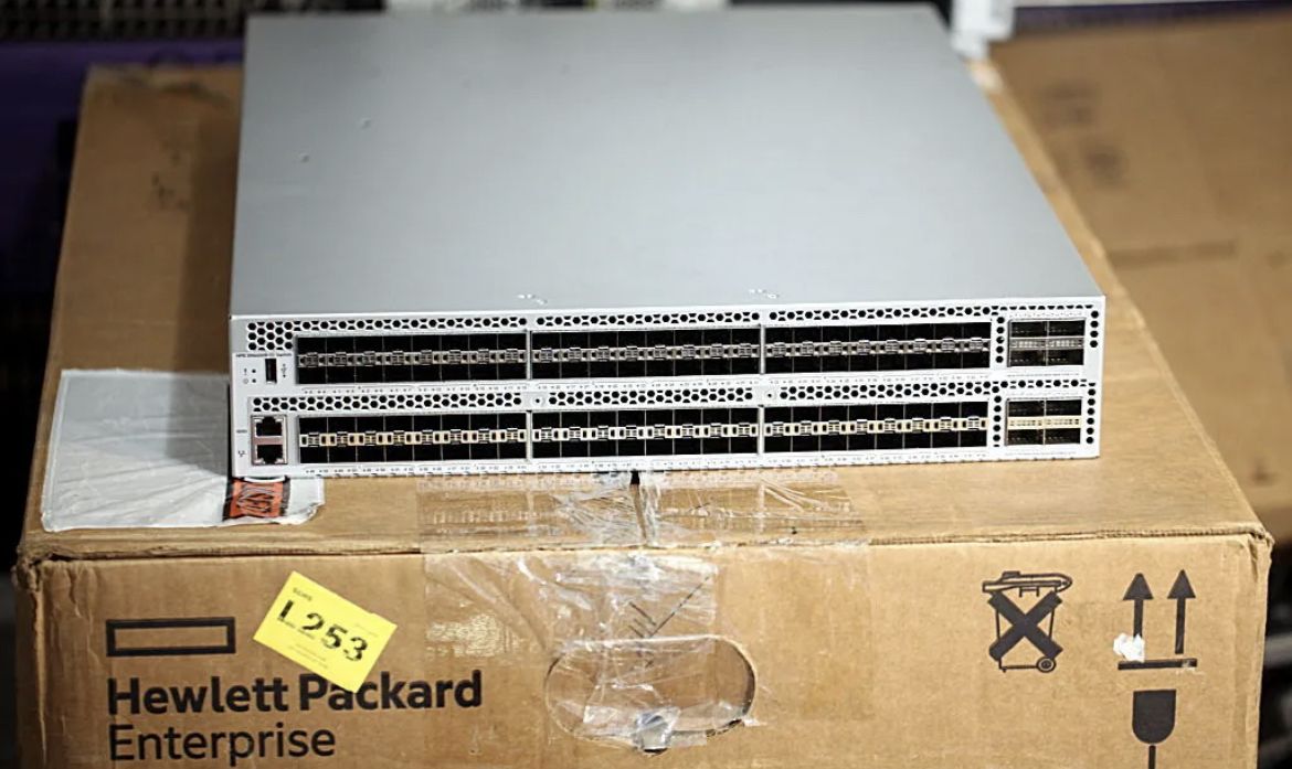 Коммутатор HPE SN6650B (Brocade) G630 48(96)Port Licensed 96xSFP+ 8xQSFP+ 2x150W Б/У